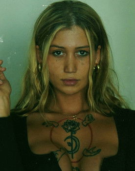 Yasmin Eadala as Her