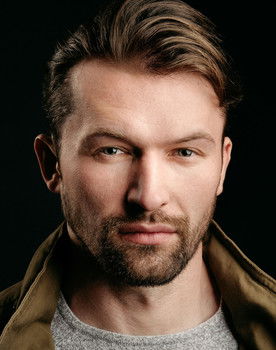 Bogdan Yasinski as Sergey