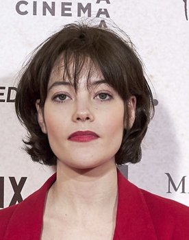 Mireia Oriol as Niña fantasma