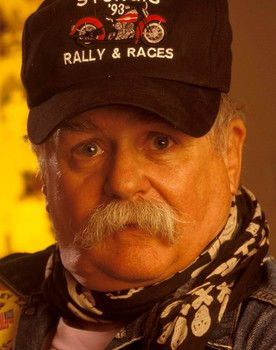 Phil Kaufman as Self