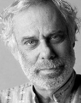 Jean-Luc Bideau as Robert
