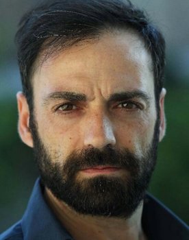 Gianni Lillo as Marco