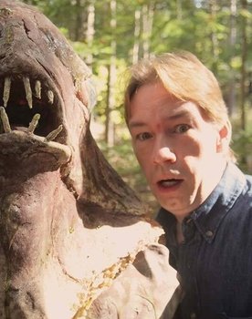 Bryan Fortin as Troy Kiel