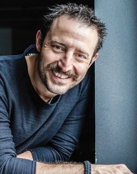 Nikola Đuričko as Radio DJ