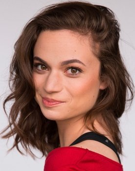 Angela Giarratana as Amelia