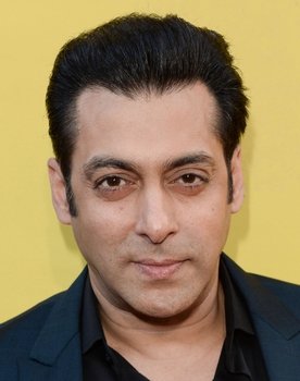 Salman Khan as Prithvi