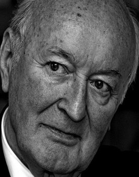 Andrzej Grzybowski