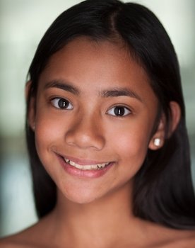 Gabrielle Quinn as Valerie