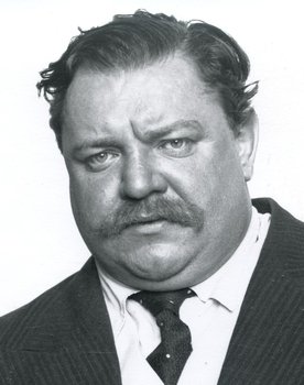 Heinrich George as Jack Houben