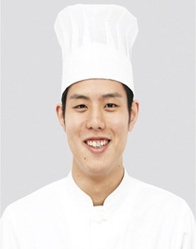 川﨑元太 as 中国料理担当