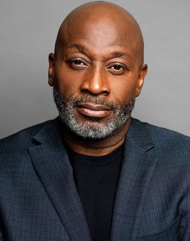 Chet Anekwe as Kene Alumona