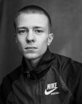 Ruaridh Mollica as Jordan