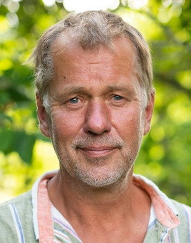 Jaan Tätte as Martin