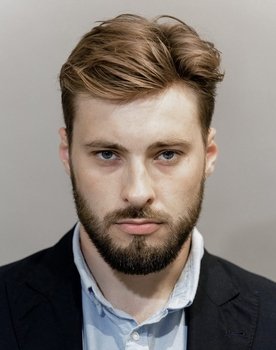 Александр Ломов as 