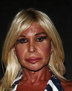 Εύα Κουμαριανού