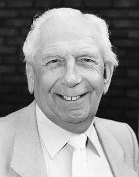 Arthur English
