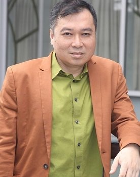 Tats Lau Yee-Tat as Cho's father