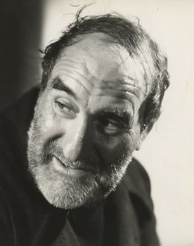 Ernest Torrence as Captain Mark Shore