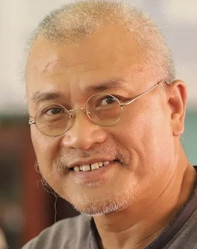 Đường Minh Giang as Mới