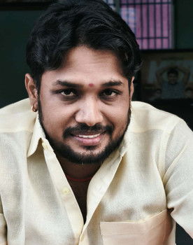 M.K.Radha Krishnan as Silkkumani