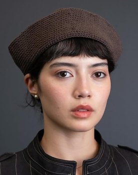 Hadis Nazari as Tara