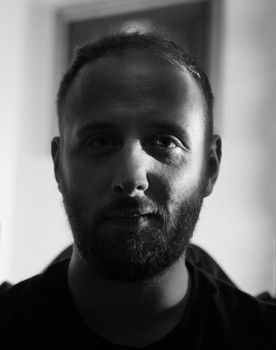 Alessandro Montone as Professor