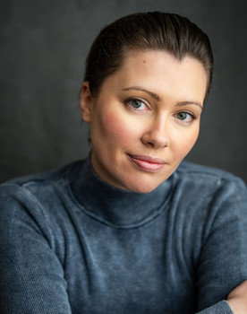 Amelia Armande as Jo ( as Amy Sutton)