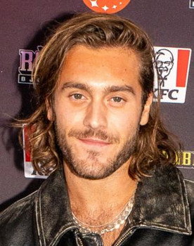 Benjamin Ingrosso as Taxichaffis