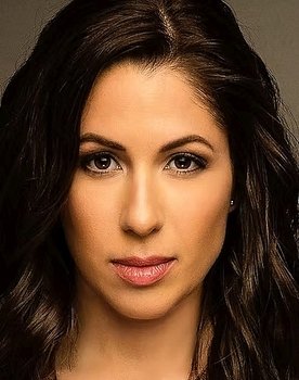 Shantelle Canzanese as Eve