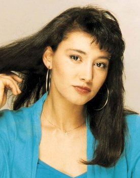 Iro Moukiou as Jenny