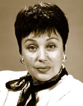Klavdiya Moiseyeva as Донья Анхела