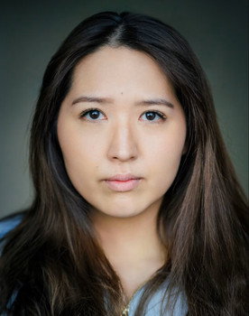 Tia Hyun as Tia Kramer