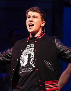 Justin Shorris as Brett Hunter