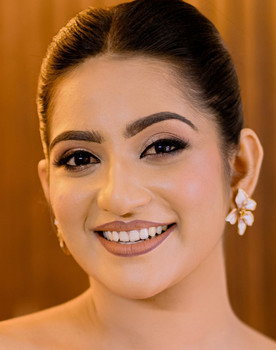 පියුමාලි එදිරිසිංහ