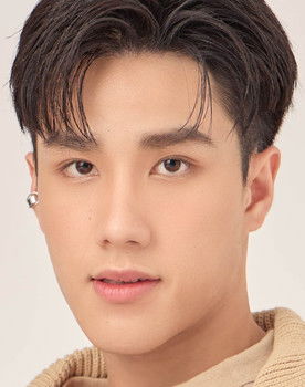 Trai Nimtawat as Mai