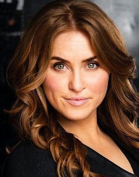 Allisha Pelletier as Justine