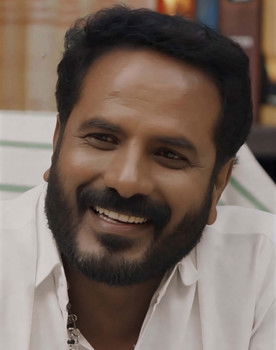 Jit Palanibalu as Lawyer Isaitamizhan