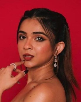 Apoorva Mukhija as Rhea Vorha