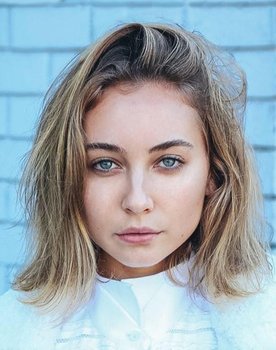 Mavournee Hazel