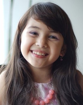Sandrinna Michelle as Dinda