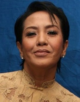 Ully Artha