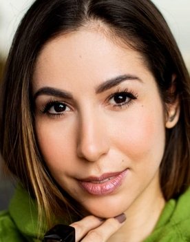 Julie Duarte as Taurina
