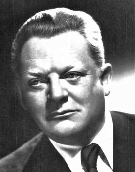 Otto Wernicke as Boxmanager Schmidtchen