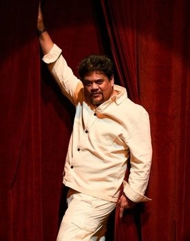 Jamie Wilson as Senyor Parihaba