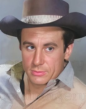 Rudy Solari as Frank Martinez