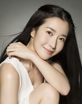 Zhou Yitong as Guan Chu