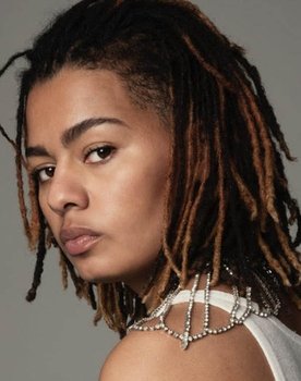 Mélanie Berthinier as Charline