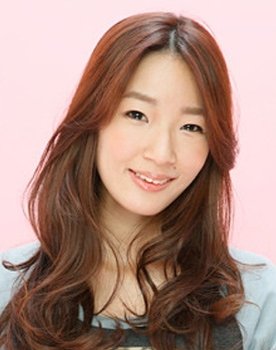 Saki Hoshino as 
