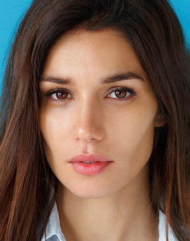 Mariela Garriga as Alfa