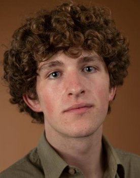 Kyle Jennings as Rowdy Student